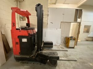 JUNGHEINRICH German Electric forklift, 1.6 ton capacity, 6.7meters max Height